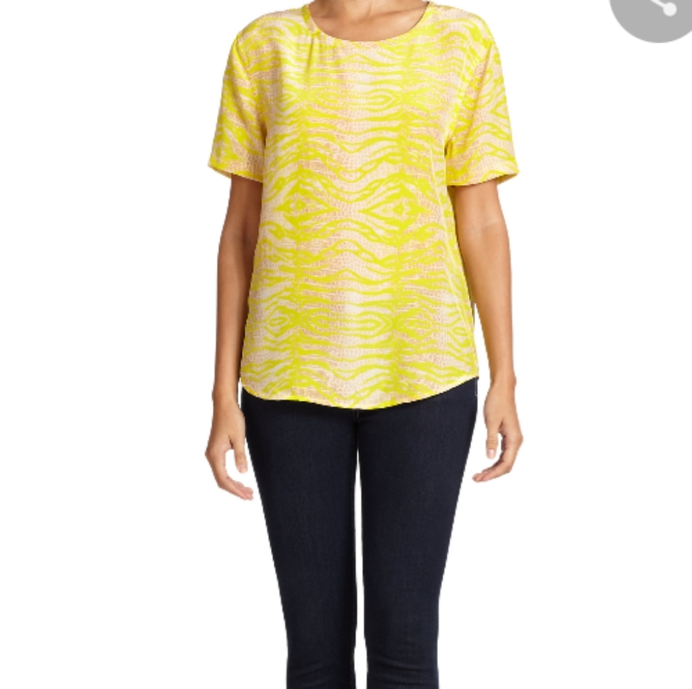 Equipment Riley Yellow T-shirt 100% Silk